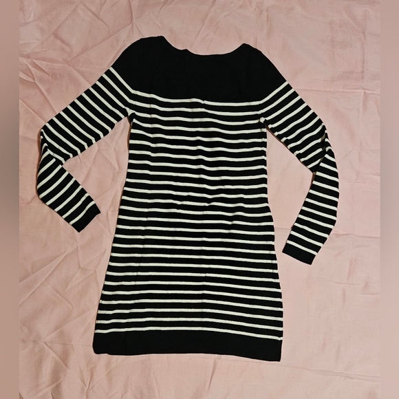💜🩷White House Black Market Striped Sweater Tunic Top Size XS💜 - Picture 7 of 7